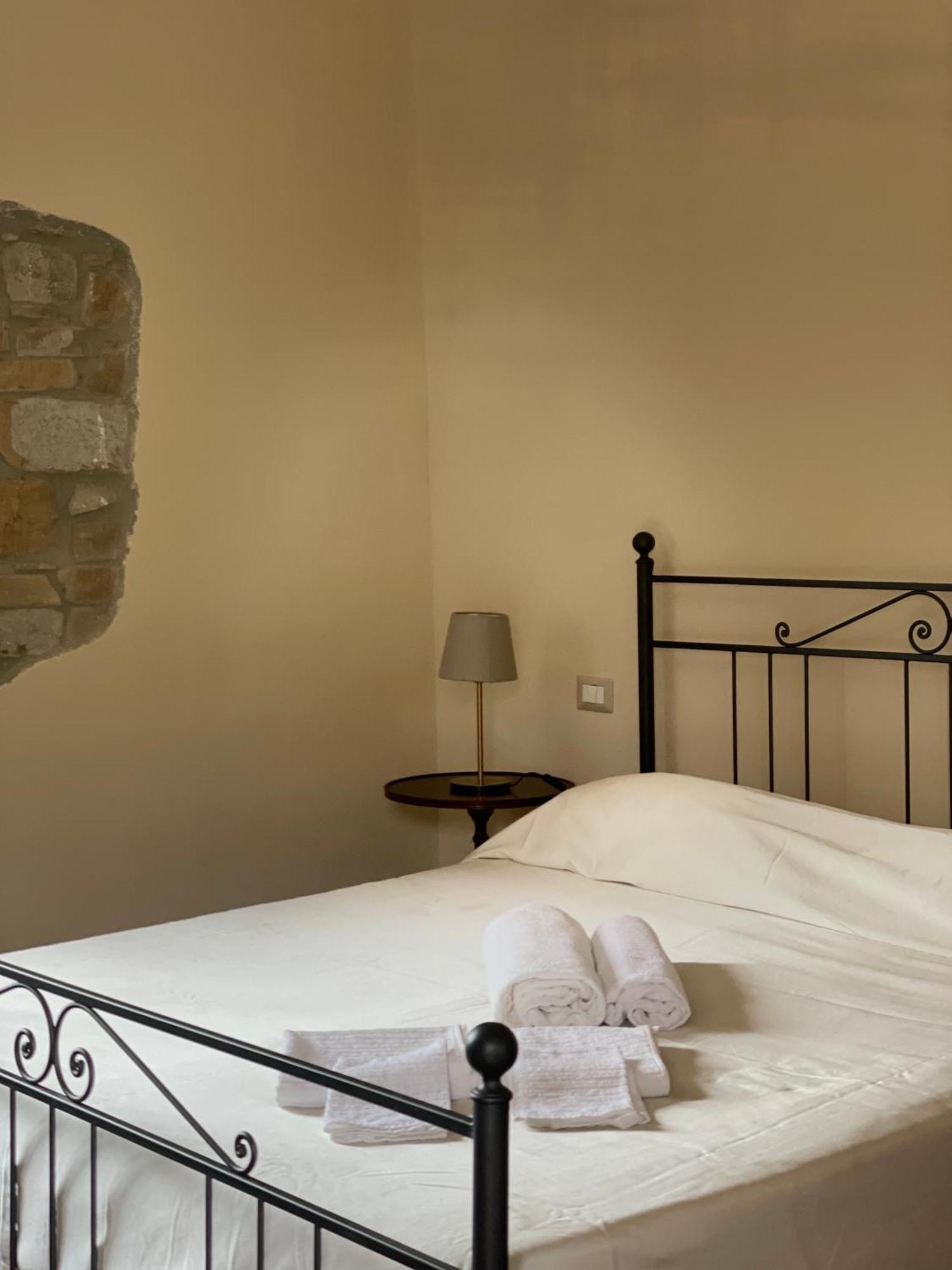 Agriturismo Piano Di Andrea Ostigliano Dış mekan fotoğraf
